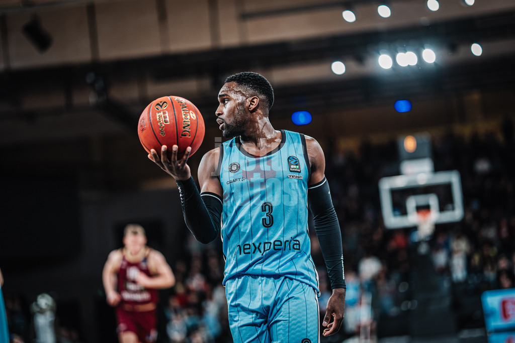 Basketball | Männer | Saison 2024/2025 | BKT EuroCup | Veolia Towers Hamburg vs. 7Bet-Lietkabelis Panevezys | 21.01.2025 | Rich Osaro (#3, Veolia Towers Hamburg)