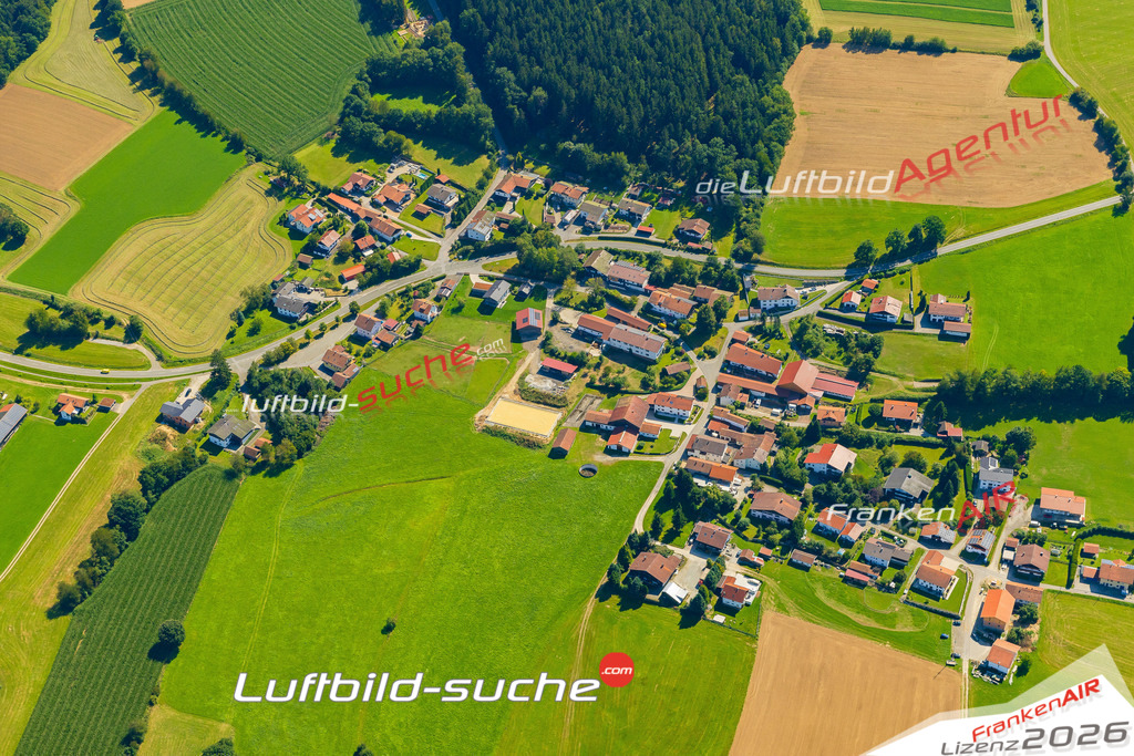 Luftaufnahme  Gotzendorf  Hohenwarth Das Luftbild wurde 2025 vom UL-Flugzeug heraus erstellt ( keine Drohne ) - Hochauflösende Luftaufnahme -Nicht vergleichbar mit Google Maps oder Satelittenbilder- Die Geschenkidee !Mit Lizenz und Bildrechte bestellbar