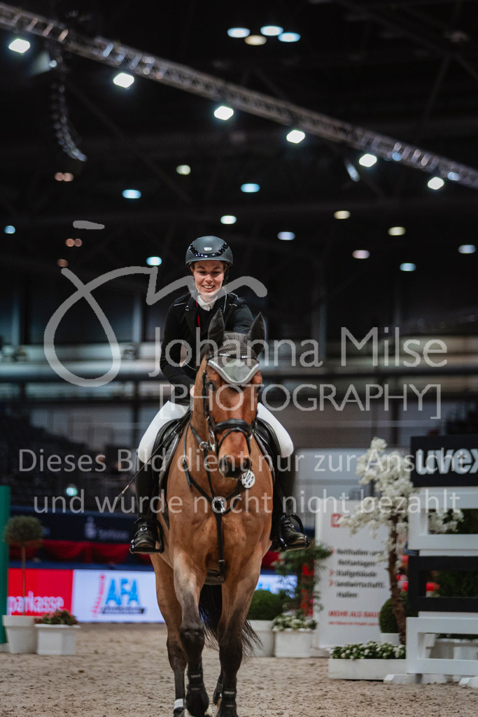 240120_Leipzig_AmateurSmall-157 | Deine schönsten Turniermomente als professionelle Fotos! Entdecke hochwertige Pferdesport-Fotografie im Online-Shop. Jetzt Fotos finden & bestellen!