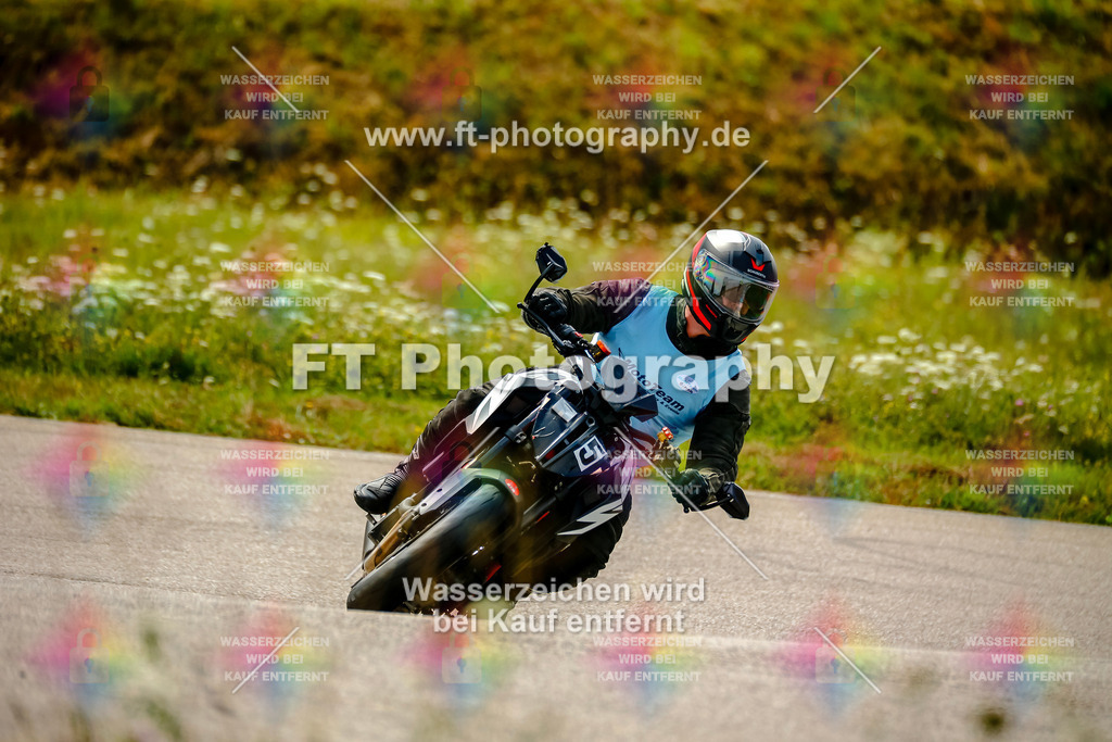 Chambley Juli-2972 | Hier findet Ihr Bilder von Touristenfahrten auf der Nürburgring Nordschleife oder von anderen Veranstaltungen die ich besucht habe. Viel Spass beim Durch Schauen 