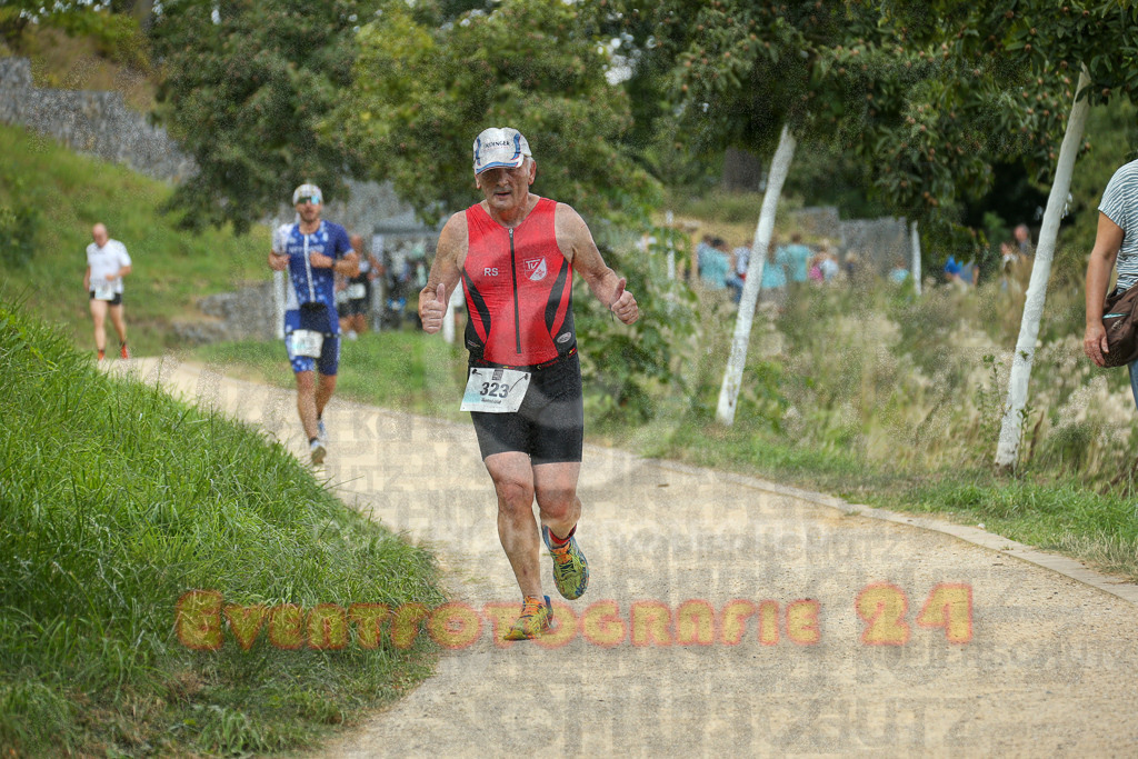 250824_1348_EX1_3749 | Sportfotografie im Rhein-Sieg Kreis, Köln, Bonn, NRW, Rheinland Pfalz, Hessen, etc. Unser Tätigkeitsfeld umfasst den Laufsport vom Volkslauf über den Marathon, Duathlon, Triathon bis zum Ultralauf wie Kölnpfad Ultra oder Schindertrail.