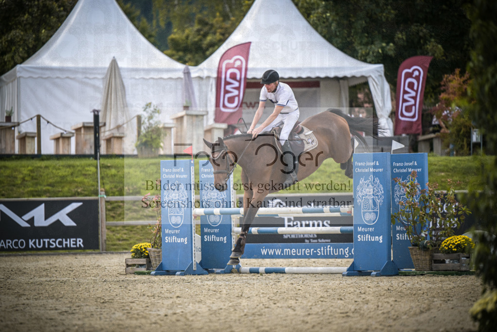 DOS_6633 | Entdecke hochwertige Reitturnierfotos von Foto Oger. Professionell, emotional und authentisch – jetzt Lieblingsmomente im Shop bestellen.Deutschlandweite Turnierfotografie. - Realisiert mit Pictrs.com