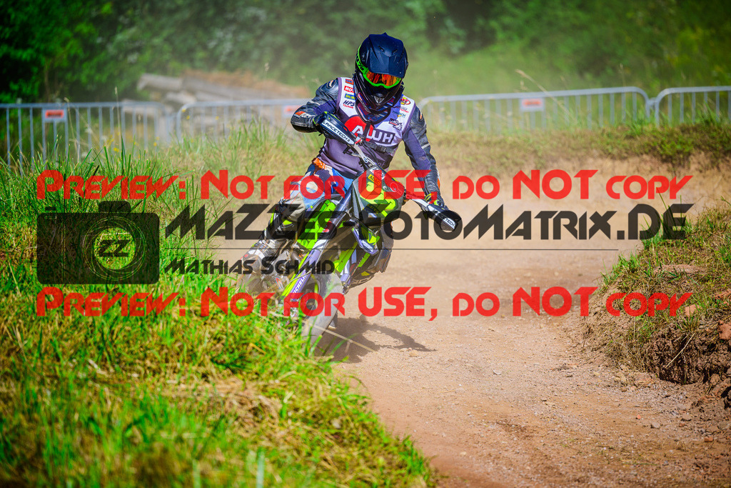 MaZZes_FotoMatrix_240816_6021986_7592 | UE40