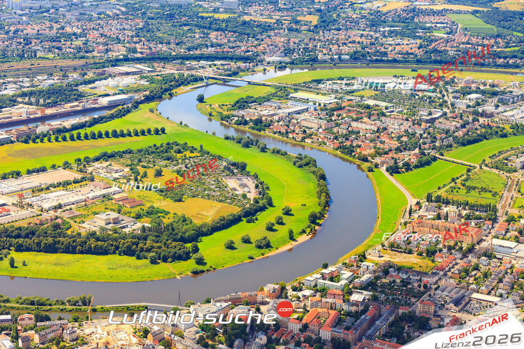 Die Luftaufnahme der Stadt Uebigau wurde vom UL-Flugzeug heraus erstellt ( keine Drohne )- hohe Auflösung für beste Qualität