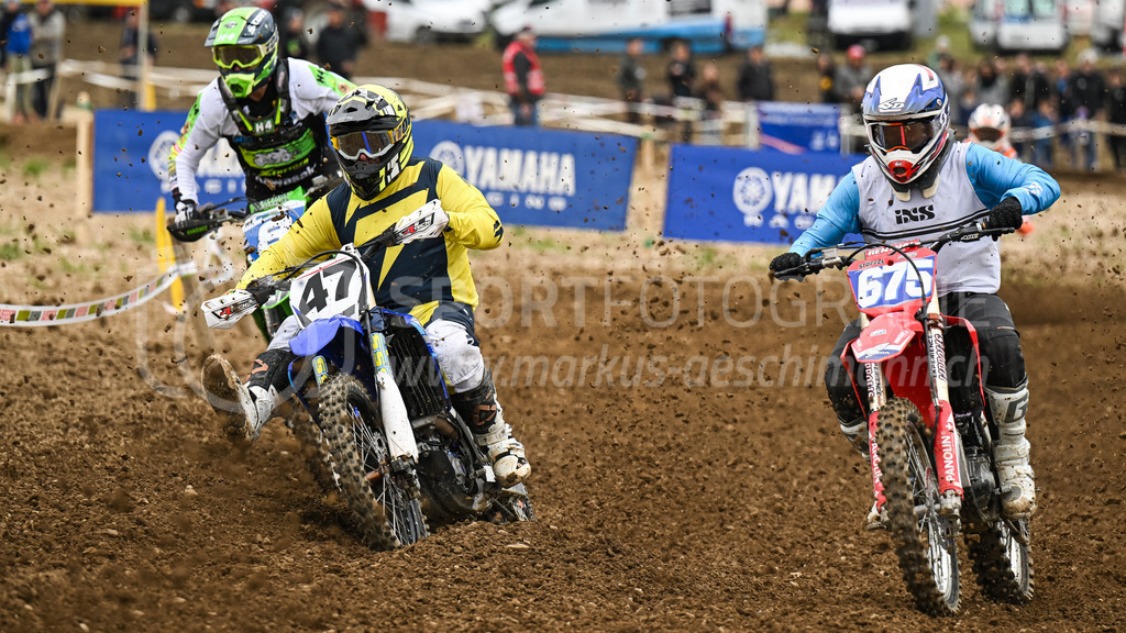 Motocross Schlatt bei Winterthur - 30. April 2023 | #47 Staehli Marcel aus Rumlikon (CH) auf Yamaha und #675 Faessler Christof aus Appenzell-Steinegg (CH) auf Honda in der Kategorie Senioren am Motocross Schlatt bei Winterthur, 30. April 2023. 
Instagram: @mx_schlatt | @mc_wila | @sam_schweiz
Bild: Sportfotografie Markus Aeschimann | www.markus-aeschimann.ch - Realisiert mit Pictrs.com