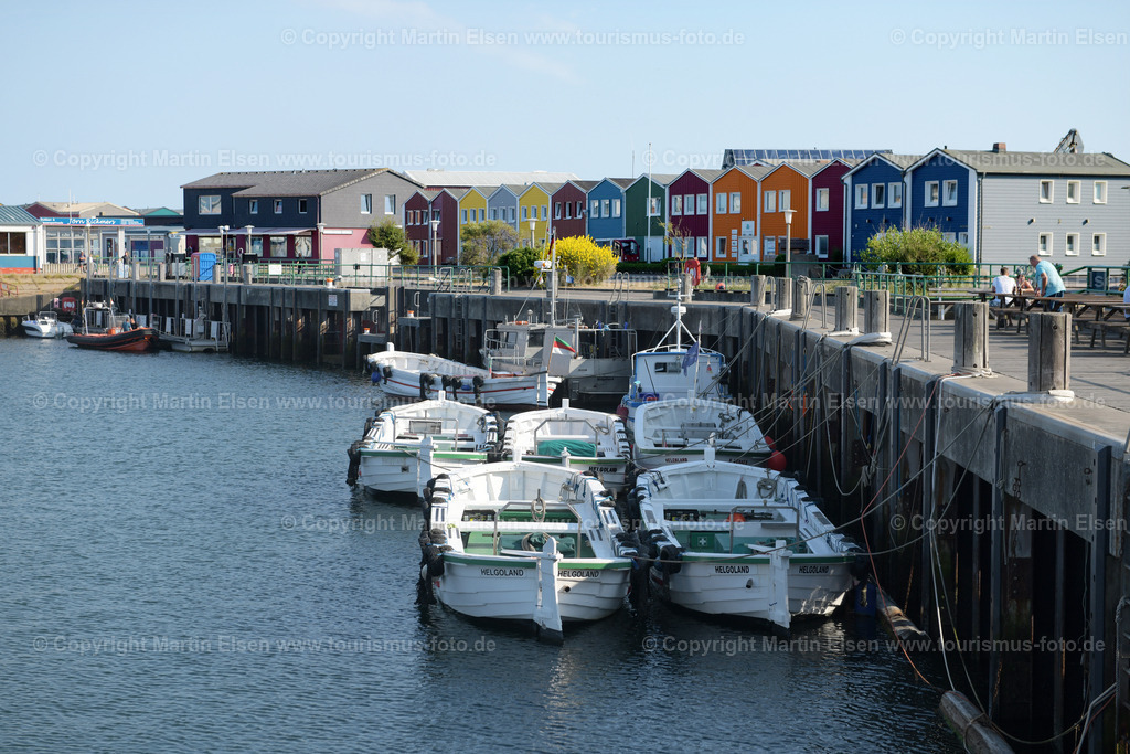 Helgoland Binnenhafen Börteboote Hummerbuden_ELS_7020030818 | Helgoland - Aufnahmedatum: 31.07.2018, Aufnahmehöhe:  m, Koordinaten:  - , Bildgröße: 8047 x  5365 Pixel - Copyright 2018 by Martin Elsen, Kontakt: Tel.: +49 157 74581206, E-Mail: info@schoenes-foto.deSchlagwörter:Schleswig-Holstein,Landkreis Pinneberg,Düne,Hochseeinsel,Börteboote,Meer,Küste,Halunder,Oberland,Unterland,Strand,Seehunde,Robben,Lange Anna,Felsen,Roter Felsen,Luftbild,Luftbilder,Bastölpel - Realisiert mit Pictrs.com