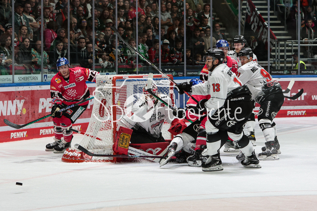 Augsburger Panther - Koelner Haie  | Es ist wie verhext - Der Puck will nicht ins Tor der Gaeste