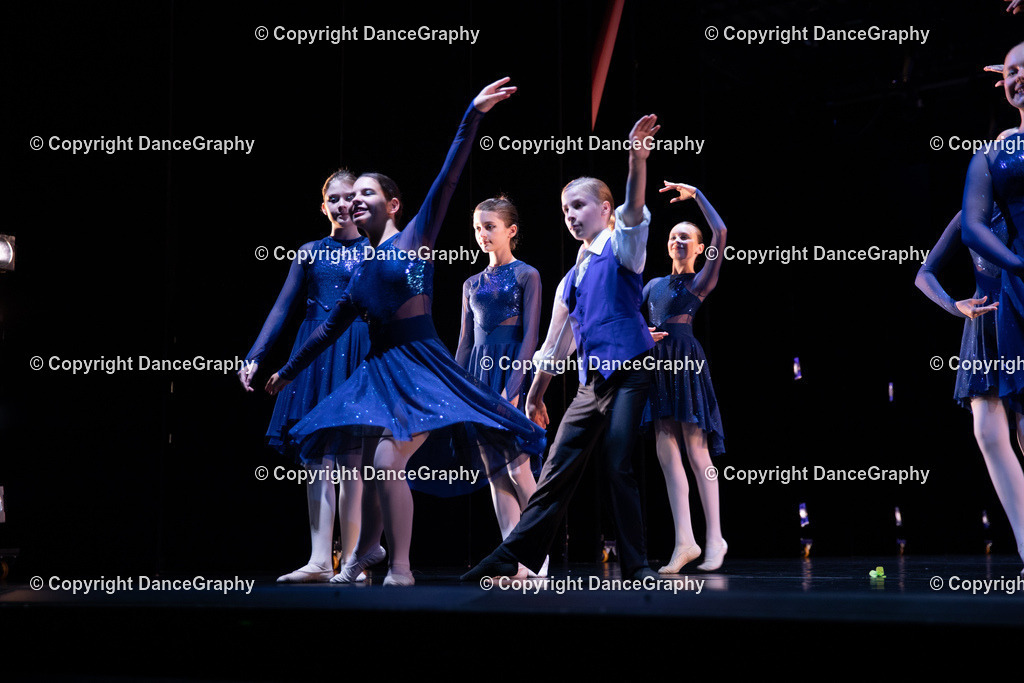 GPHY5055 | DanceGraphy - Realisiert mit Pictrs.com