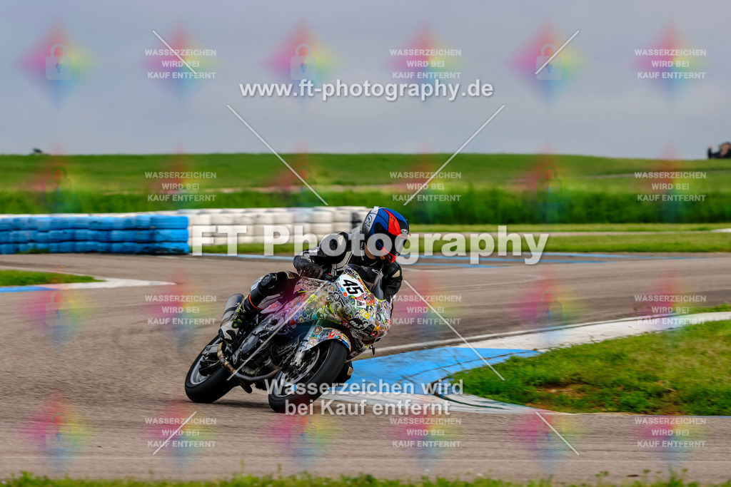 MotoTeam-8195 | Hier findet Ihr Bilder von Touristenfahrten auf der Nürburgring Nordschleife oder von anderen Veranstaltungen die ich besucht habe. Viel Spass beim Durch Schauen 