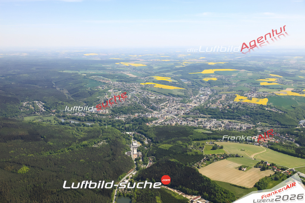 Die Luftaufnahme der Stadt Greiz wurde vom UL-Flugzeug heraus erstellt ( keine Drohne )- hohe Auflösung für beste Qualität