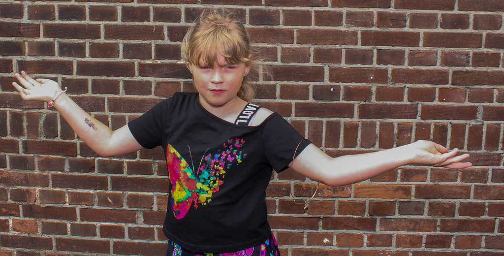 top-top.de-250601-194 | Foto, Video, Fotografie, Videografie, Fotobox, DJ, Discjockey, Musik, Musikbox, Veranstaltung, Photobooth, Amazon, Ebay, Buchtipp, Bestseller, Autor, Verlag, Buch, Wesel, Hamminkeln, NRW, Dinslaken, Rees, Drohne, Hochzeit, Party, Fotobox, Wesel, Fotograf