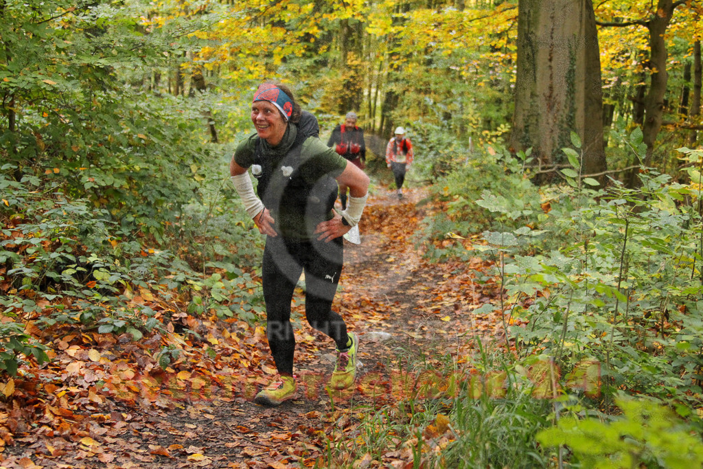 251026_1253_EV4_6030 | Sportfotografie im Rhein-Sieg Kreis, Köln, Bonn, NRW, Rheinland Pfalz, Hessen, etc. Unser Tätigkeitsfeld umfasst den Laufsport vom Volkslauf über den Marathon, Duathlon, Triathon bis zum Ultralauf wie Kölnpfad Ultra oder Schindertrail.