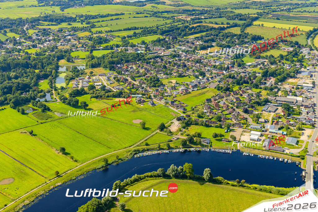 Pahlhude Pahlen Bild- Das Luftbild wurde 2025 vom UL-Flugzeug heraus erstellt ( keine Drohne bzw. Drohnenaufnahme ) - Hochauflösende Luftaufnahme -Nicht vergleichbar mit Google Maps oder Satelittenbilder- Die Geschenkidee !Mit Lizenz und Bildrechte bestellbar - CC