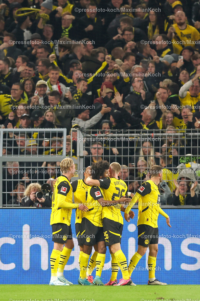 BVB13092401023 | 13.09.2024, 1. Fußball Bundesliga, Borussia Dortmund - 1. FC Heidenheim 1846, Signal Iduna Park, Saison 2024 2025: Torjubel nach dem 2:0 durch Karim Adeyemi (BVB #27)DFB regulations prohibit any use of photographs as image sequences and or quasi-video.