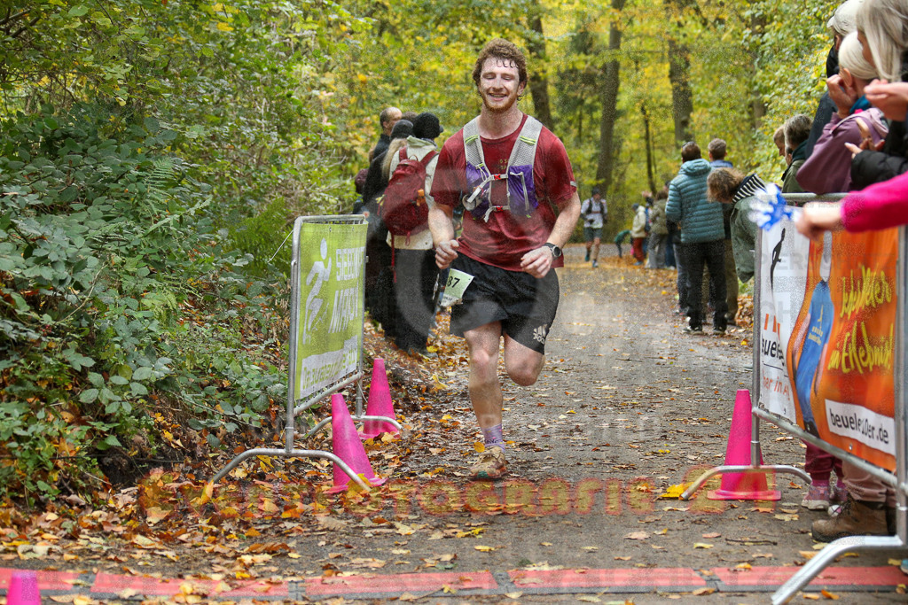 251026_1258_EX1_2076 | Sportfotografie im Rhein-Sieg Kreis, Köln, Bonn, NRW, Rheinland Pfalz, Hessen, etc. Unser Tätigkeitsfeld umfasst den Laufsport vom Volkslauf über den Marathon, Duathlon, Triathon bis zum Ultralauf wie Kölnpfad Ultra oder Schindertrail.