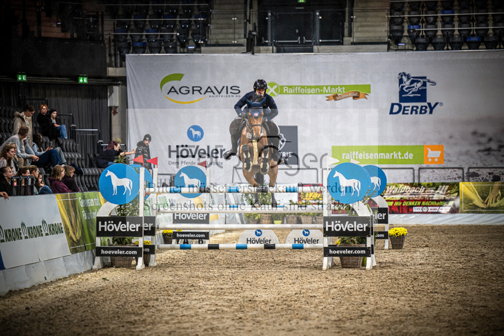 DOS_0634 | Entdecke hochwertige Reitturnierfotos von Foto Oger. Professionell, emotional und authentisch – jetzt Lieblingsmomente im Shop bestellen.Deutschlandweite Turnierfotografie. - Realisiert mit Pictrs.com