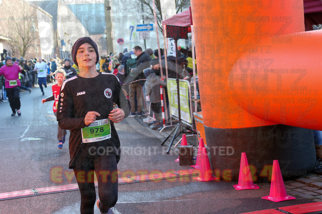 241201_1053_EX1_9095 | Sportfotografie im Rhein-Sieg Kreis, Köln, Bonn, NRW, Rheinland Pfalz, Hessen, etc. Unser Tätigkeitsfeld umfasst den Laufsport vom Volkslauf über den Marathon, Duathlon, Triathon bis zum Ultralauf wie Kölnpfad Ultra oder Schindertrail.