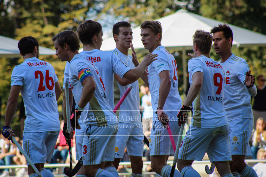 Rot - Weiß Köln - Münchner SC 25.09.22-54 | lanaschraderfotografie - Realisiert mit Pictrs.com