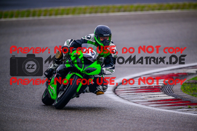 MaZZes_FotoMatrix_240519_6007705_6519 | Fotograf Mathias Schmid
Sportfotograf,
Eventfotograf,
Hochzeitsfotograf,
Portraitfotograf