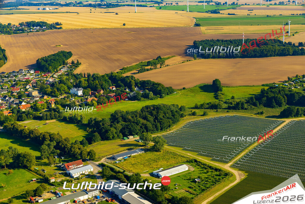 Schöne Luftaufnahme als Geschenk in Klein Kussewitz Bentwisch - Die Luftbildaufnahme wurde 2025 vom UL-Flugzeug heraus erstellt ( keine Drohne ) - Hochauflösende Luftaufnahme -Nicht vergleichbar mit Google Maps oder Satelittenbilder- Die Geschenkidee !Mit Lizenz und Bildrechte bestellbar