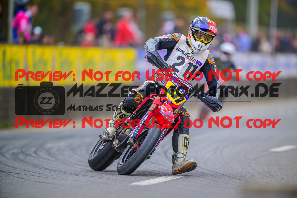 MaZZes_Fotomatrix_20251011_6007705_5602 | SENIOR