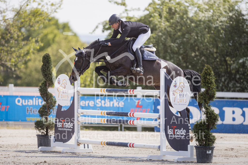 230519_MayDays_M__-Spr-900 | Deine schönsten Turniermomente als professionelle Fotos! Entdecke hochwertige Pferdesport-Fotografie im Online-Shop. Jetzt Fotos finden & bestellen!