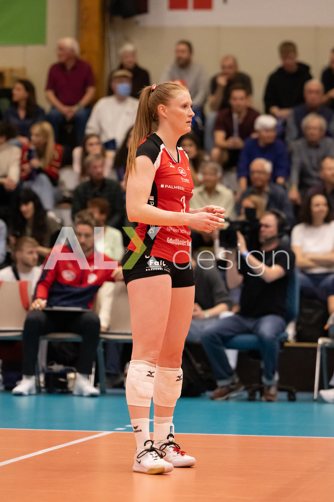 Volleyball I Frauen I Saison 2025-2026 I Volleyball NLA | Women I  Playoffs Finals 2/5 I  VC Kanti Schaffhausen - viteos NUC I  10.04.2026 | 3 Sydney Cole (USA) (VC Kanti Schaffhausen) – Pass / Zuspiel - Realisiert mit Pictrs.com