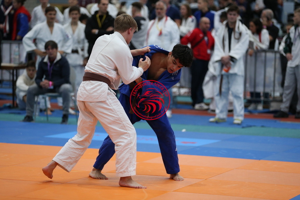 AT3Y0861 | Fotos vom Adler Cup - Pictures from Adler Cup

Hier findet Ihr alle Eindrücke und großen Momente der Adler Cup Wochenenden. Here you will find all impressions and great moments of the Adler Cup weekends. - Realisiert mit Pictrs.com