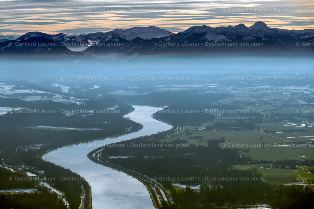 3900146 | Inn nördl. Rosenheim mit Blick zu den Alpen
