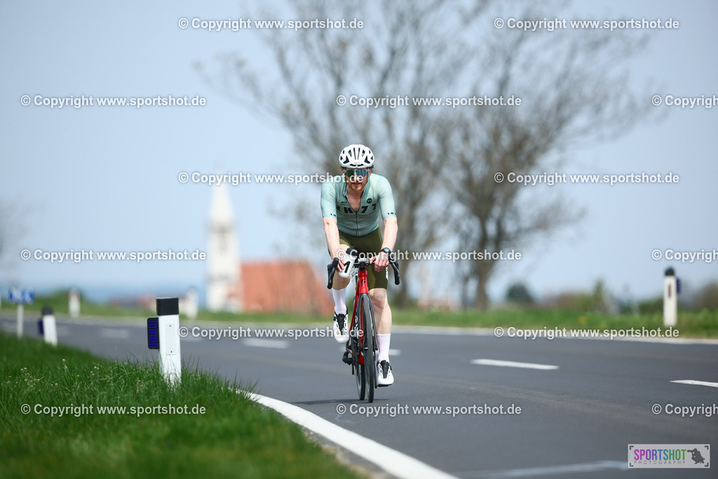 738_TRA55987 | Neusiedlersee Radmarathon 2026@sportshot_your_pictrs #yourpictures#roadtowm2029 #nrm #neusiedlerseeradmarathon #neusiedlersee #neusiedlerseetourismus #burgenland #mörbisch #nrm26 #burgenlandtourismus #voglundco #poweredbyburgenlandtourismus #radsport #rad #marathon #ucigranfondo #visitburgenland #ucigranfondoworldseries