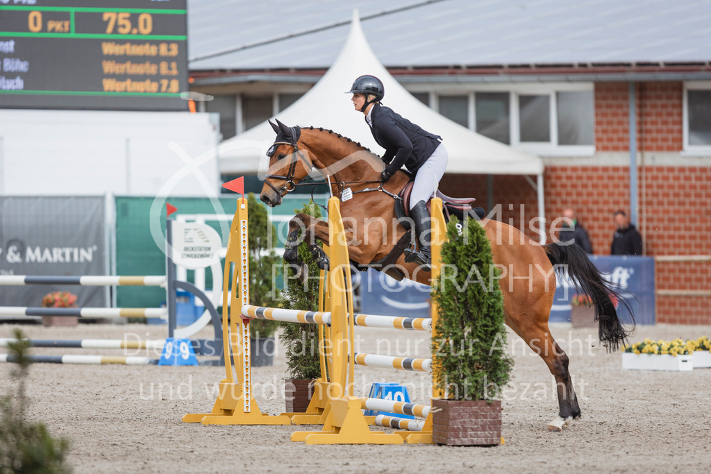 250506_Mühlen_SprPf-A2-214 | Deine schönsten Turniermomente als professionelle Fotos! Entdecke hochwertige Pferdesport-Fotografie im Online-Shop. Jetzt Fotos finden & bestellen!