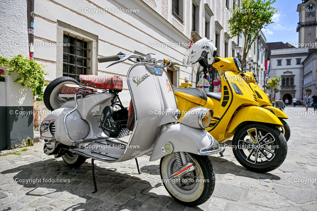 Vespatreffen 2024 Altstadt Linz_ 15.06.2024-14 | 15.06.2024, Linz, AUT, Altstadt Linz, im Bild Vespatreffen in der Altstadt Linz 2024©Harald Dostal / fodo.news