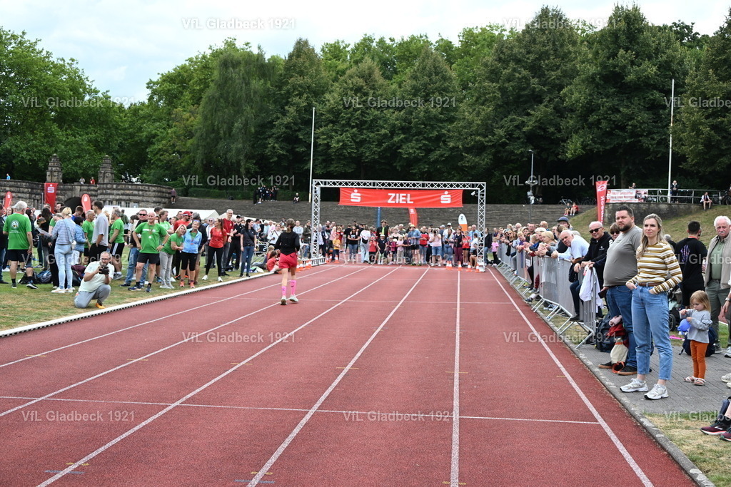 2025_Sparkassenl_Allgemein_00021 | Sparkassenlauf - Realisiert mit Pictrs.com