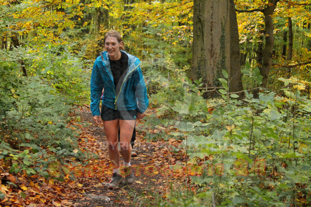 251026_1253_EV4_6013 | Sportfotografie im Rhein-Sieg Kreis, Köln, Bonn, NRW, Rheinland Pfalz, Hessen, etc. Unser Tätigkeitsfeld umfasst den Laufsport vom Volkslauf über den Marathon, Duathlon, Triathon bis zum Ultralauf wie Kölnpfad Ultra oder Schindertrail.