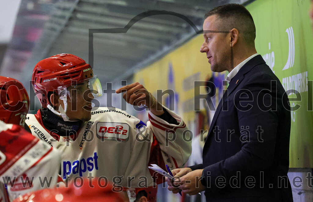 2025-09-12_094_TSV_Erding_gegen_EV_Landshut | Erding, Deutschland, 12.09.2025:Eishockey, Oberliga Süd 2025 / 2026, Testspiel, TSV Erding gegen EV Landshut, Endergebnis: 4:6Co-Trainer Ales Jirik (EV Landshut)Foto: Christian Riedel / fotografie-riedel.net