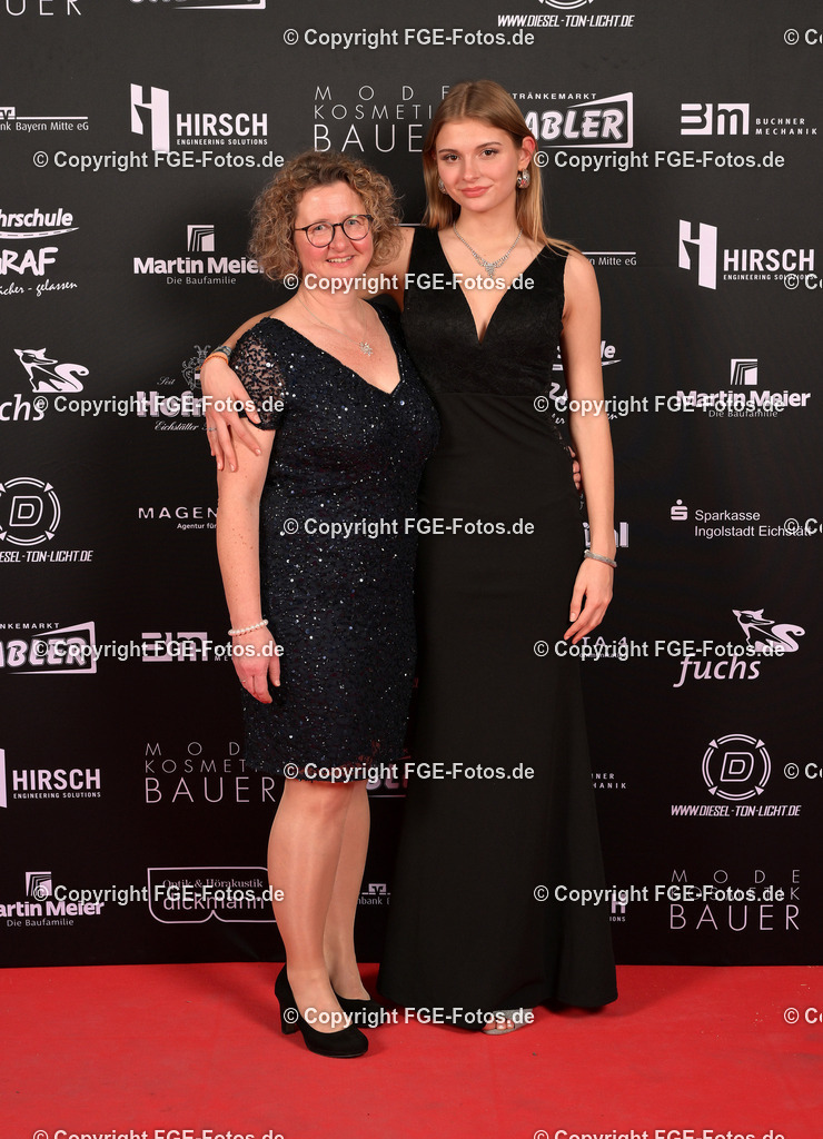 20240113-fge-fotos-0279 | Eröffnungsball der FGE am 13.01.2024 im Alten Stadttheater in Eichstätt. - Realisiert mit Pictrs.com