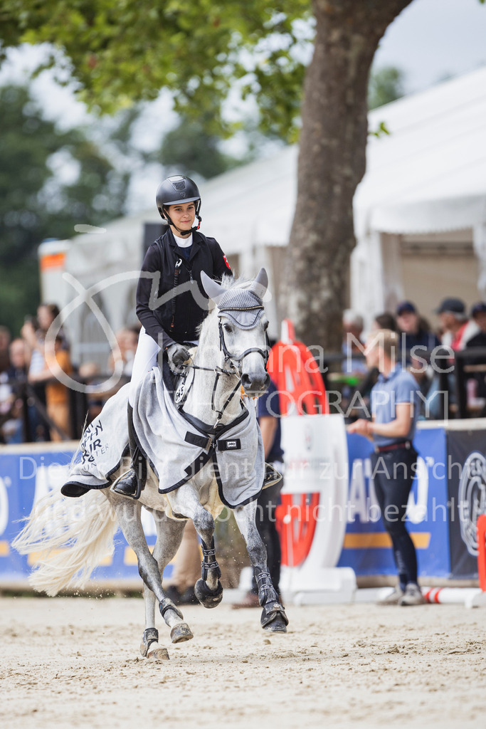 250712_BHO_Pony-L-257 | Deine schönsten Turniermomente als professionelle Fotos! Entdecke hochwertige Pferdesport-Fotografie im Online-Shop. Jetzt Fotos finden & bestellen!