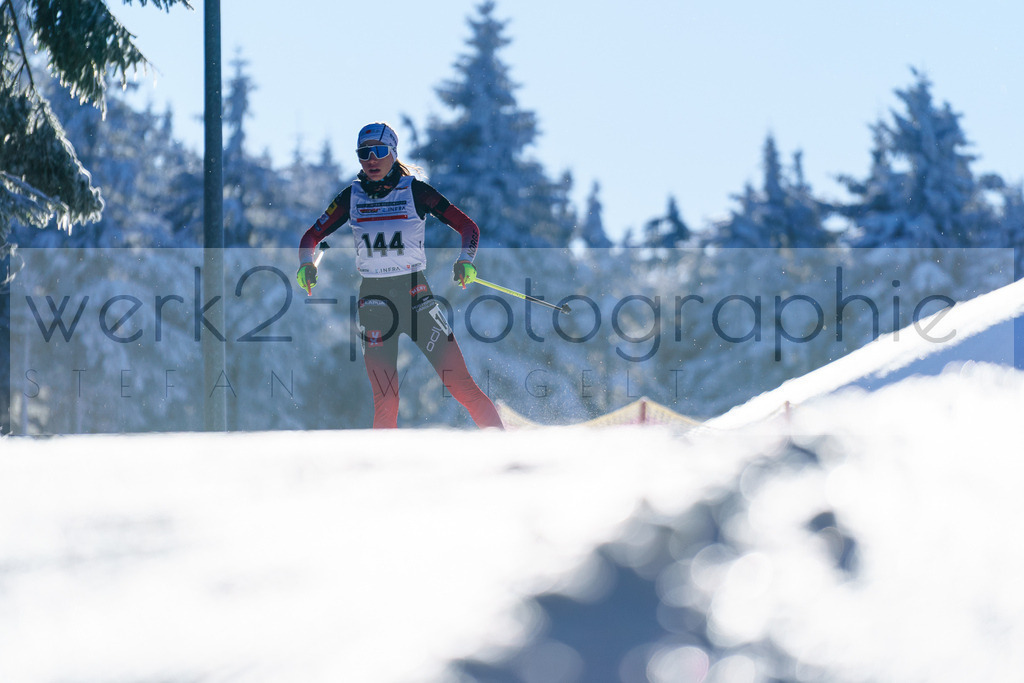 DSC Oberwiesenthal | Vom 19. - 21. Januar fand in der Sparkassen-Skiarena Oberwiesenthal der DSV E.INFRA Schülercup Biathlon statt.