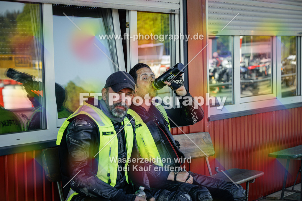 OBK_Mai_Martina_Markus-10227 | Hier findet Ihr Bilder von Touristenfahrten auf der Nürburgring Nordschleife oder von anderen Veranstaltungen die ich besucht habe. Viel Spass beim Durch Schauen 