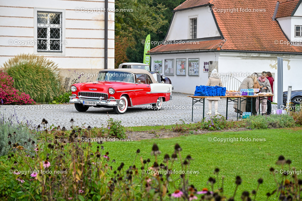 Frauen fuer Frauen_ Charity Oldtimerfahrt_ 04.10.2025-9 | 04.10.2025, Linz, AUT, Oldtimer Charity im Bild Frauen fuer Frauen Oldtimerfahrt, Teilnehmer©Harald Dostal / fodo.media