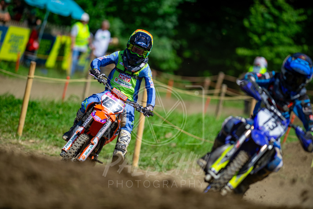 85 er (402) | Paeschuphoto Shop - Wer nicht sucht der auch nicht findet.Ob Motocrossbilder oder von einem besuchtem Spiel, Hauptsache Action. - Realisiert mit Pictrs.com