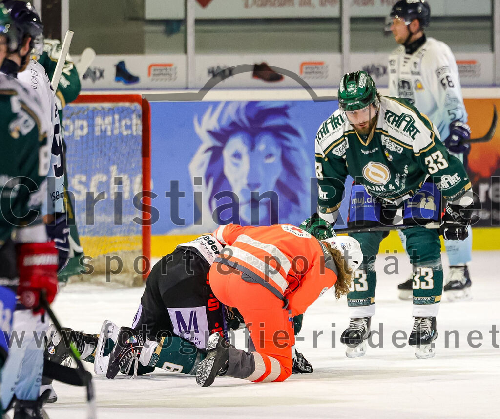 2026-01-06_133_TSV_Erding_gegen_EV_Lindau_Islanders | Erding, Deutschland, 06.01.2026:Eishockey, Oberliga Süd 2025 / 2026, 35. Spieltag, TSV Erding gegen EV Lindau Islanders, Endergebnis: 2:5Dennis Miller (Erding Gladiators, #61), Marc Schmidpeter (Erding Gladiators, #33)Foto: Christian Riedel / fotografie-riedel.net