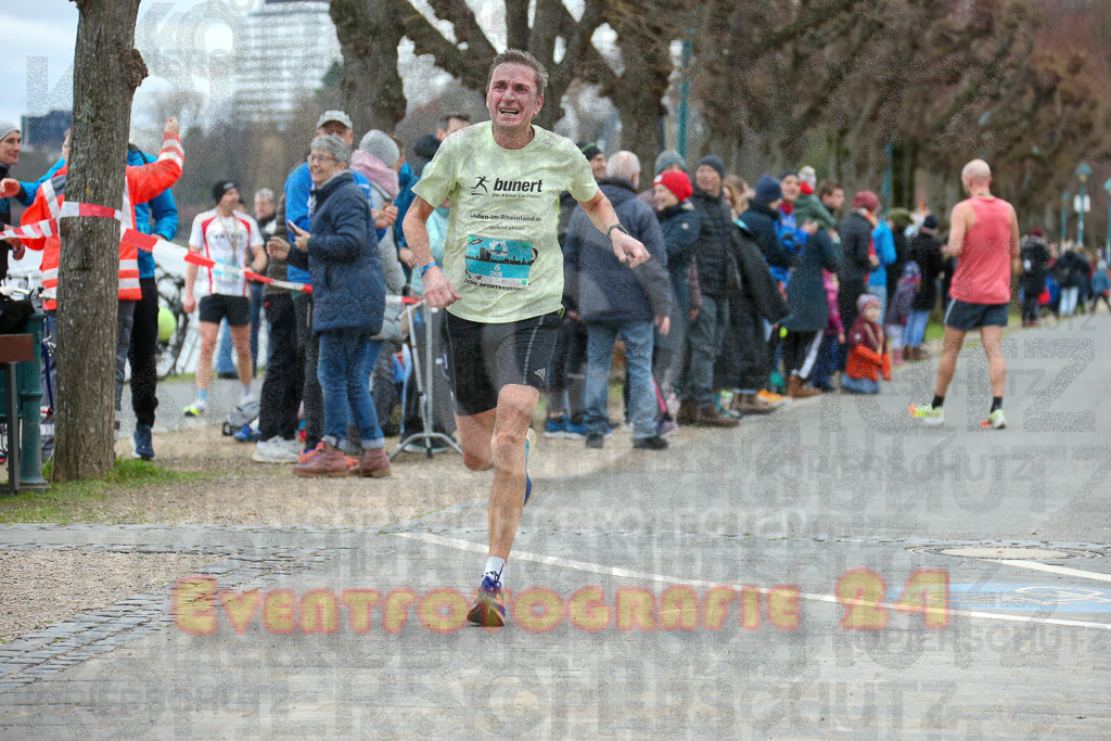 231231_1149_EX1_4163 | Sportfotografie im Rhein-Sieg Kreis, Köln, Bonn, NRW, Rheinland Pfalz, Hessen, etc. Unser Tätigkeitsfeld umfasst den Laufsport vom Volkslauf über den Marathon, Duathlon, Triathon bis zum Ultralauf wie Kölnpfad Ultra oder Schindertrail.