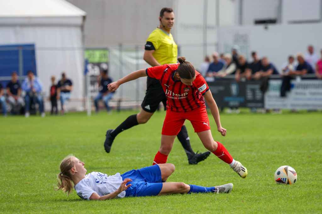 20250727_AHP-FCH_033 | Fotopresso – Sportfotografie in Heidenheim & Umgebung. Professionelle Sportfotografie für unvergessliche Momente. Dynamische Action-Shots, emotionale Szenen & hochwertige Bilder. - Realisiert mit Pictrs.com
