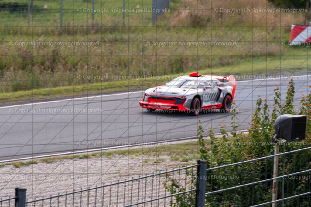 20250906160916D75_6565 | Bitte beachten!!!
Alle Fotos dieser Galerie sind nur grundbearbeitet. Im Falle eines Verkaufs, werde ich die Fotots noch mit dem nötigen Feinschliff versehen. - Realisiert mit Pictrs.com