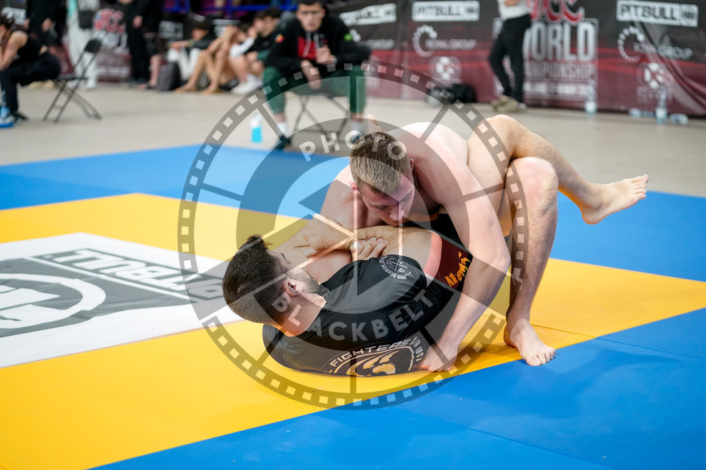 20250518PBB2210 | Athletes compete during the second day of the ADCC Amateur World Championship on May 18, 2025 in Warsaw, Poland. © Chiara Dazi / photoblackbelt
