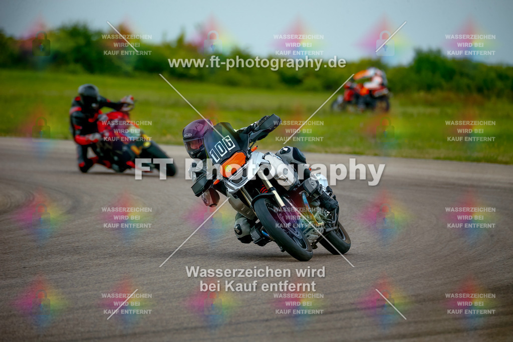 _MOT2582 | Hier findet Ihr Bilder von Touristenfahrten auf der Nürburgring Nordschleife oder von anderen Veranstaltungen die ich besucht habe. Viel Spass beim Durch Schauen 