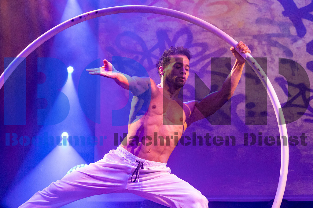 SES_VARECE20250907-34 | bond - Realisiert mit Pictrs.com