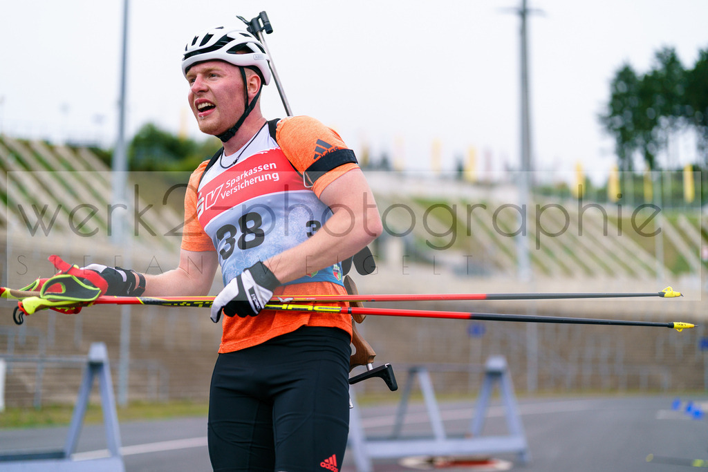 LAPUA Cup Oberhof | werk2-photographie oder werk2 ist ein Fotograf in 98724 Neuhaus am Rennweg (Neuhaus/Rwg.) Thüringen für Eventfotografie, Hochzeiten, Sportereignisse oder Sportevents und ist auch mal für den FineArt-Print unterwegs auf der Suche nach dem besten Licht.