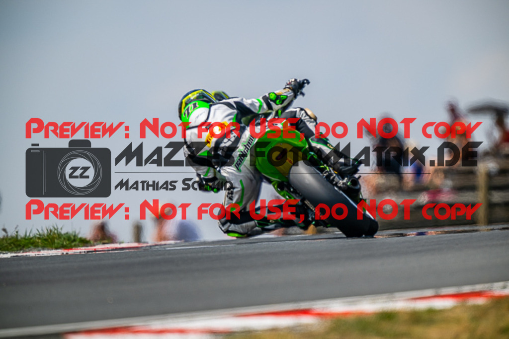 MaZZes_FotoMatrix_220722_4017 | SIDECAR